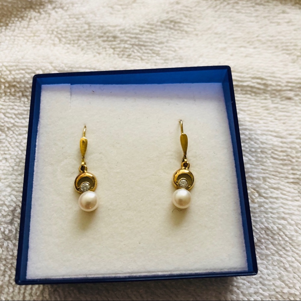 14K Gold and Pearl Earrings